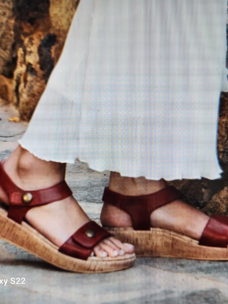 Alegria " Marta" Garnet Leather Sandals. Nib. Size Eu 38/Us 8-8.5 — image 2 of 8